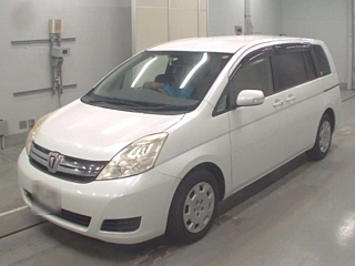 TOYOTA ISIS 2012