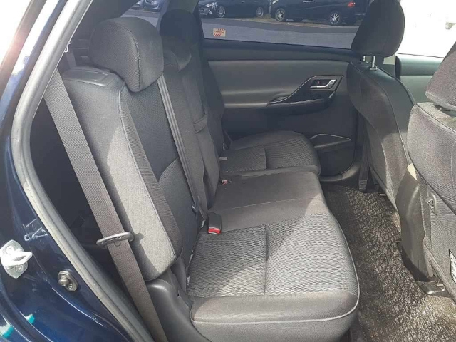 TOYOTA MARK X ZIO 2009