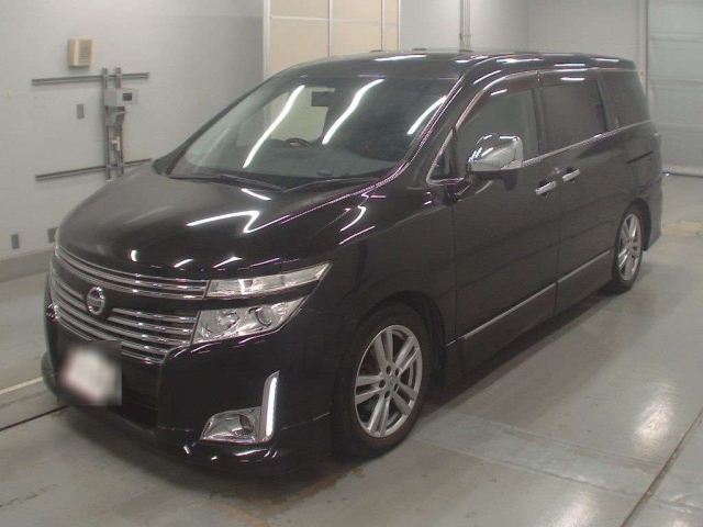 NISSAN ELGRAND 2010