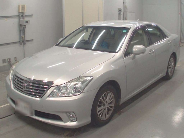 TOYOTA CROWN 2012