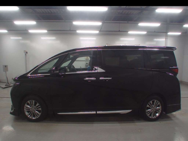 TOYOTA ALPHARD 2024