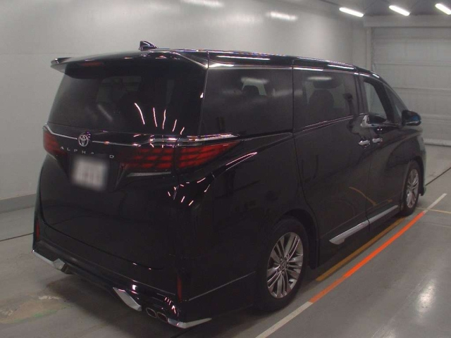 TOYOTA ALPHARD 2024