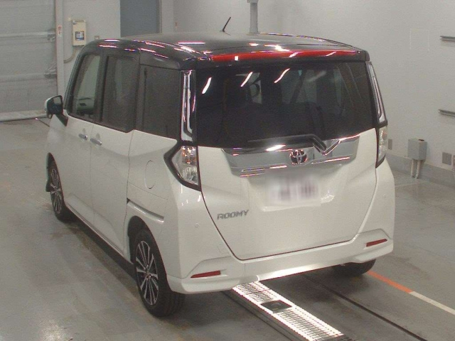 TOYOTA ROOMY 2025