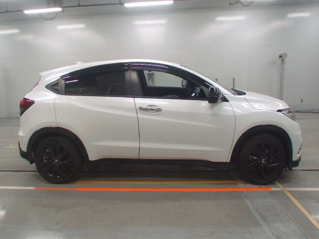 HONDA VEZEL 2020