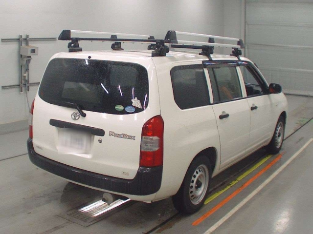 TOYOTA PROBOX 2018