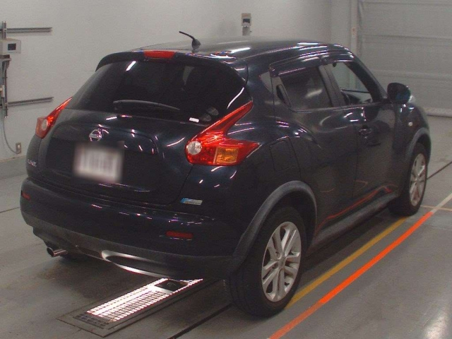 NISSAN JUKE 2012
