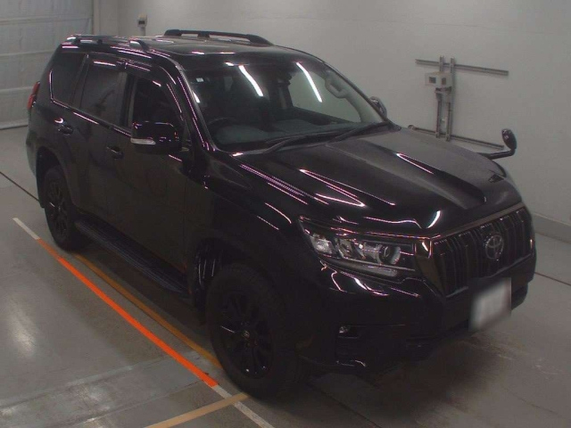 TOYOTA LAND CRUISER PRADO 2021