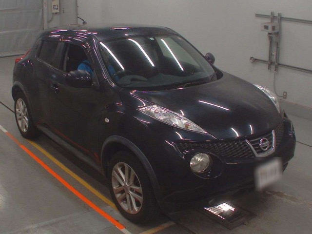 NISSAN JUKE 2012
