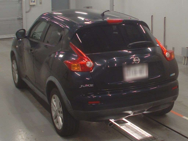 NISSAN JUKE 2012