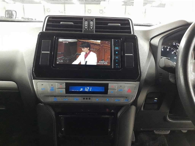 TOYOTA LAND CRUISER PRADO 2021