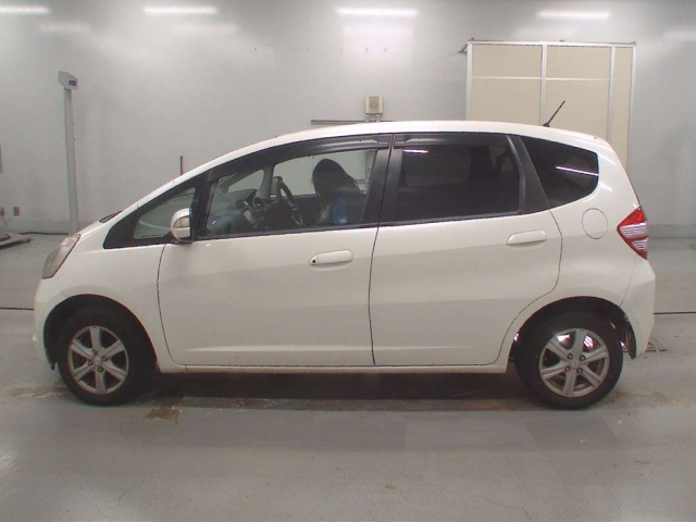 HONDA FIT 2010