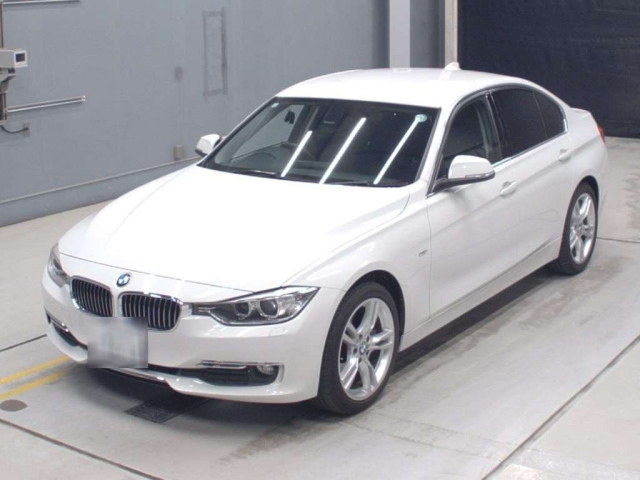 BMW 3 SERIES 2013