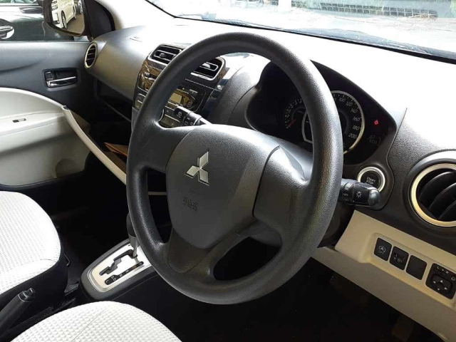 MITSUBISHI MIRAGE 2012