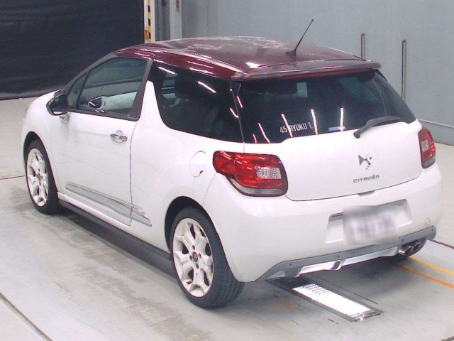 CITROEN DS3 2012