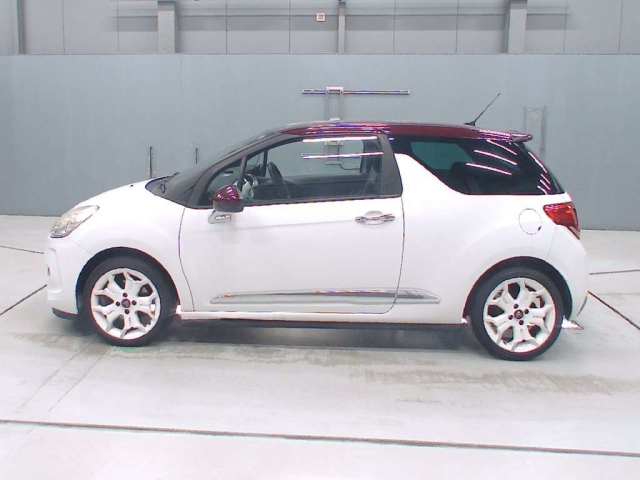 CITROEN DS3 2012