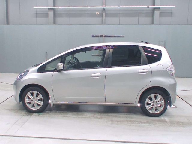 HONDA FIT 2010