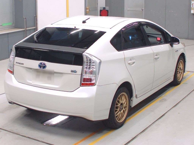 TOYOTA PRIUS 2010