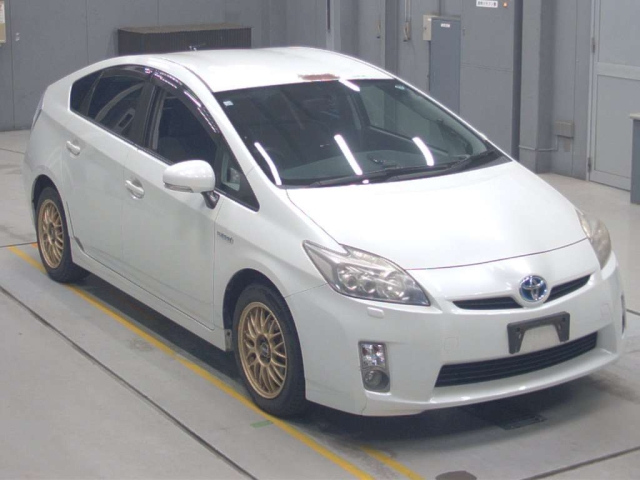 TOYOTA PRIUS 2010
