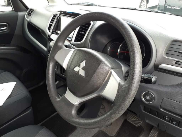 MITSUBISHI DELICA D2 2014