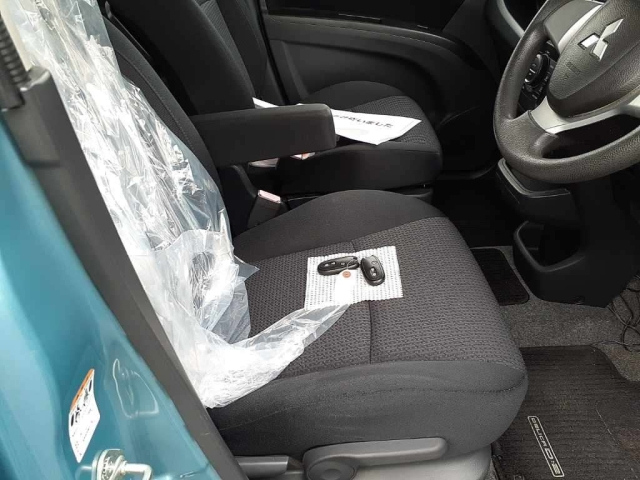 MITSUBISHI DELICA D2 2014