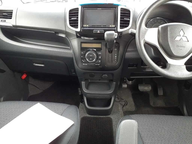 MITSUBISHI DELICA D2 2014