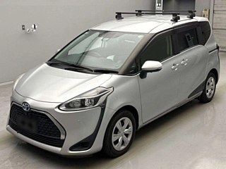 TOYOTA SIENTA 2021