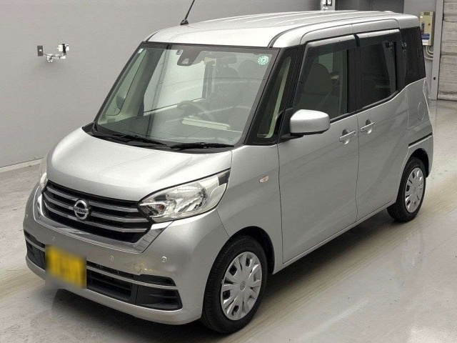 NISSAN DAYZ ROOX 2018