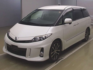 TOYOTA ESTIMA 2015