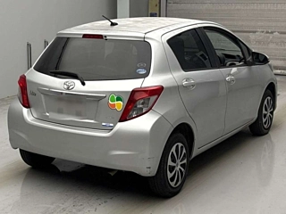 TOYOTA VITZ 2012