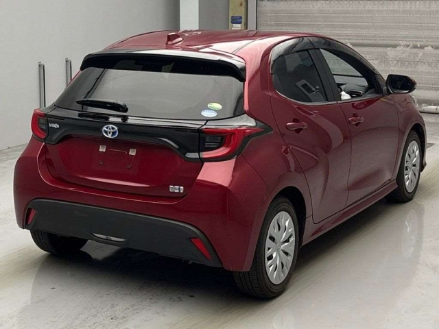 TOYOTA YARIS 2021