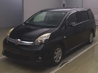 TOYOTA ISIS 2011