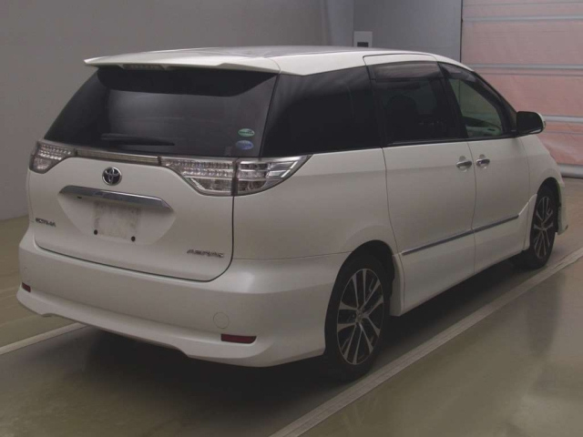 TOYOTA ESTIMA 2015