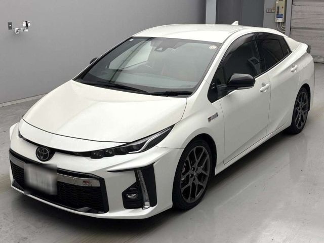 TOYOTA PRIUS PHV 2019