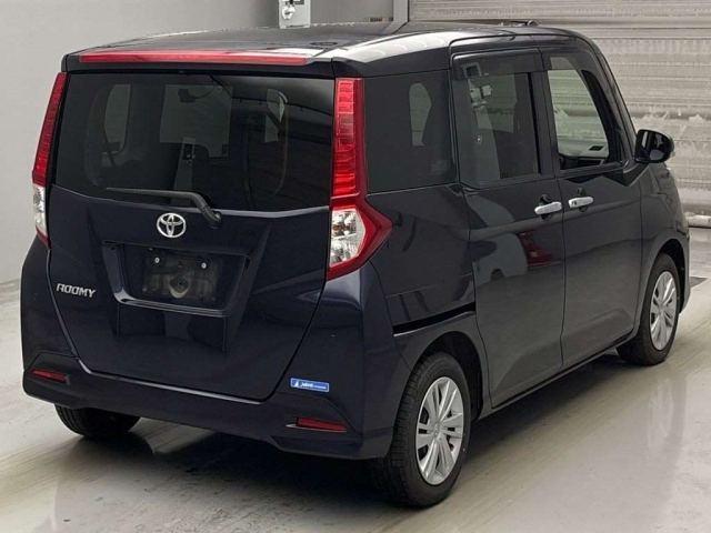 TOYOTA ROOMY 2021
