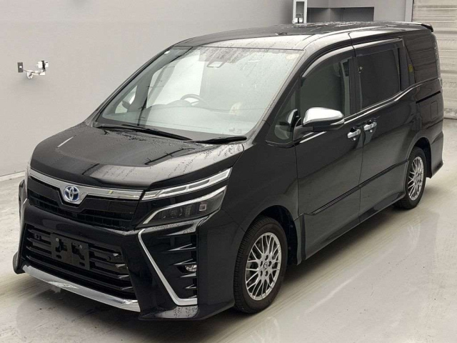 TOYOTA VOXY 2020