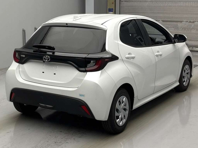 TOYOTA YARIS 2024