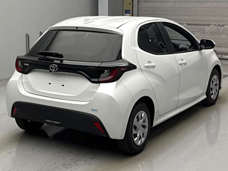 TOYOTA YARIS 2024