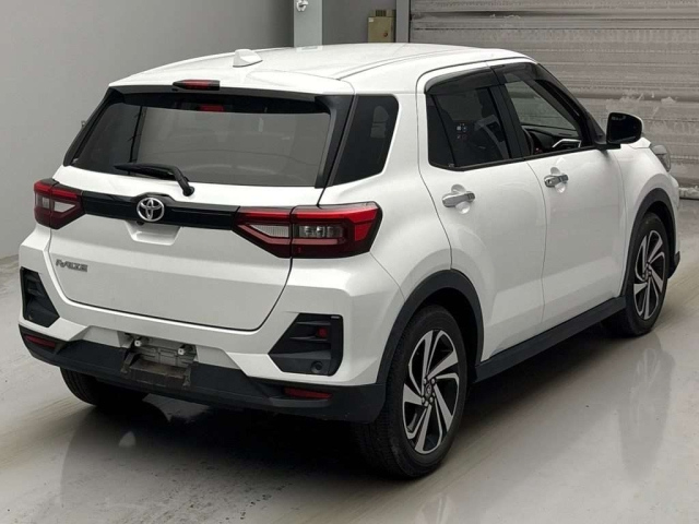 TOYOTA RAIZE 2022