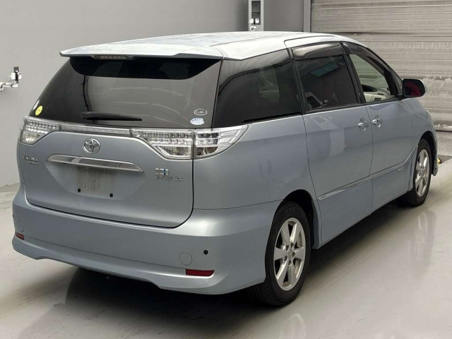 TOYOTA ESTIMA HYBRID 2010