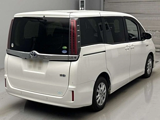TOYOTA NOAH 2020