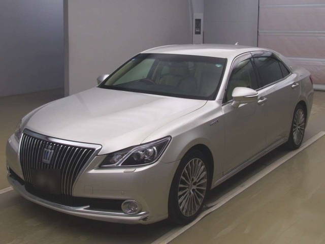 TOYOTA CROWN 2015