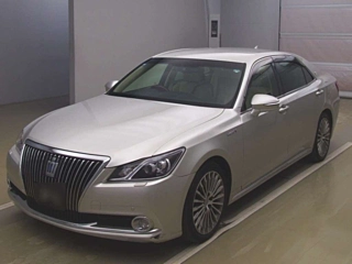 TOYOTA CROWN 2015