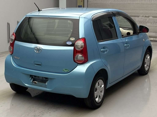TOYOTA PASSO 2010