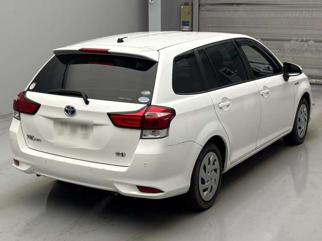 TOYOTA COROLLA FIELDER 2018