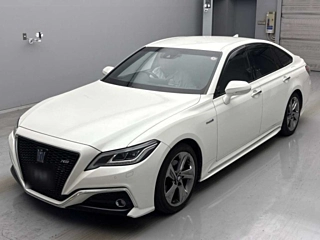 TOYOTA CROWN 2018