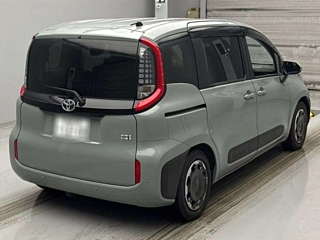 TOYOTA SIENTA 2024