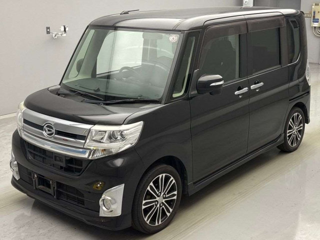 DAIHATSU TANTO 2014