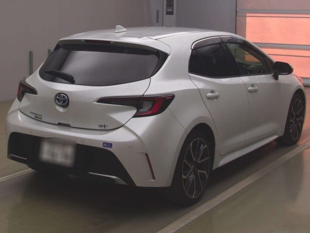TOYOTA COROLLA SPORT 2023