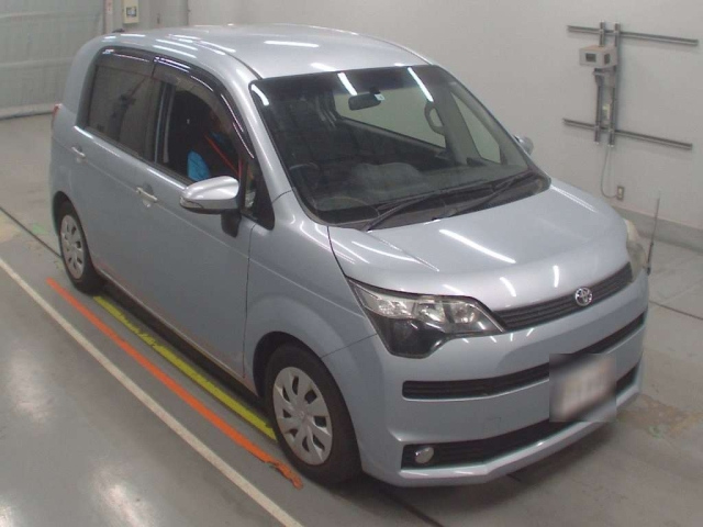 TOYOTA SPADE 2012