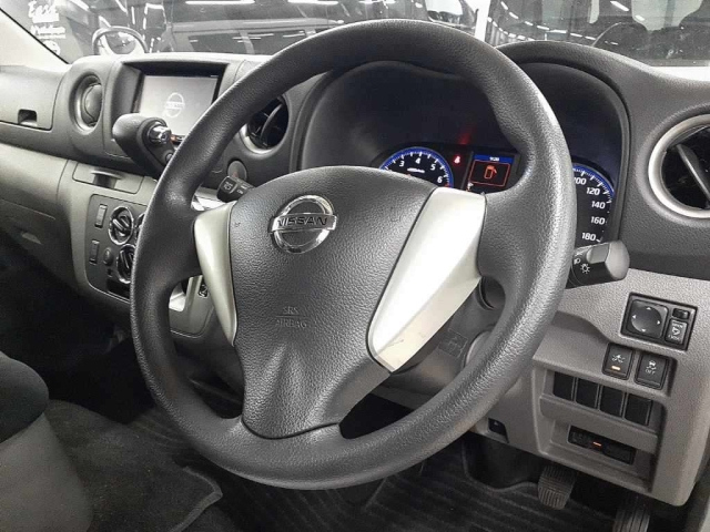 NISSAN CARAVAN VAN 2017